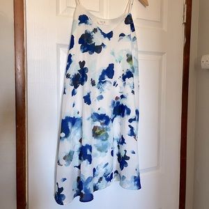 Beautiful watercolor print mini dress